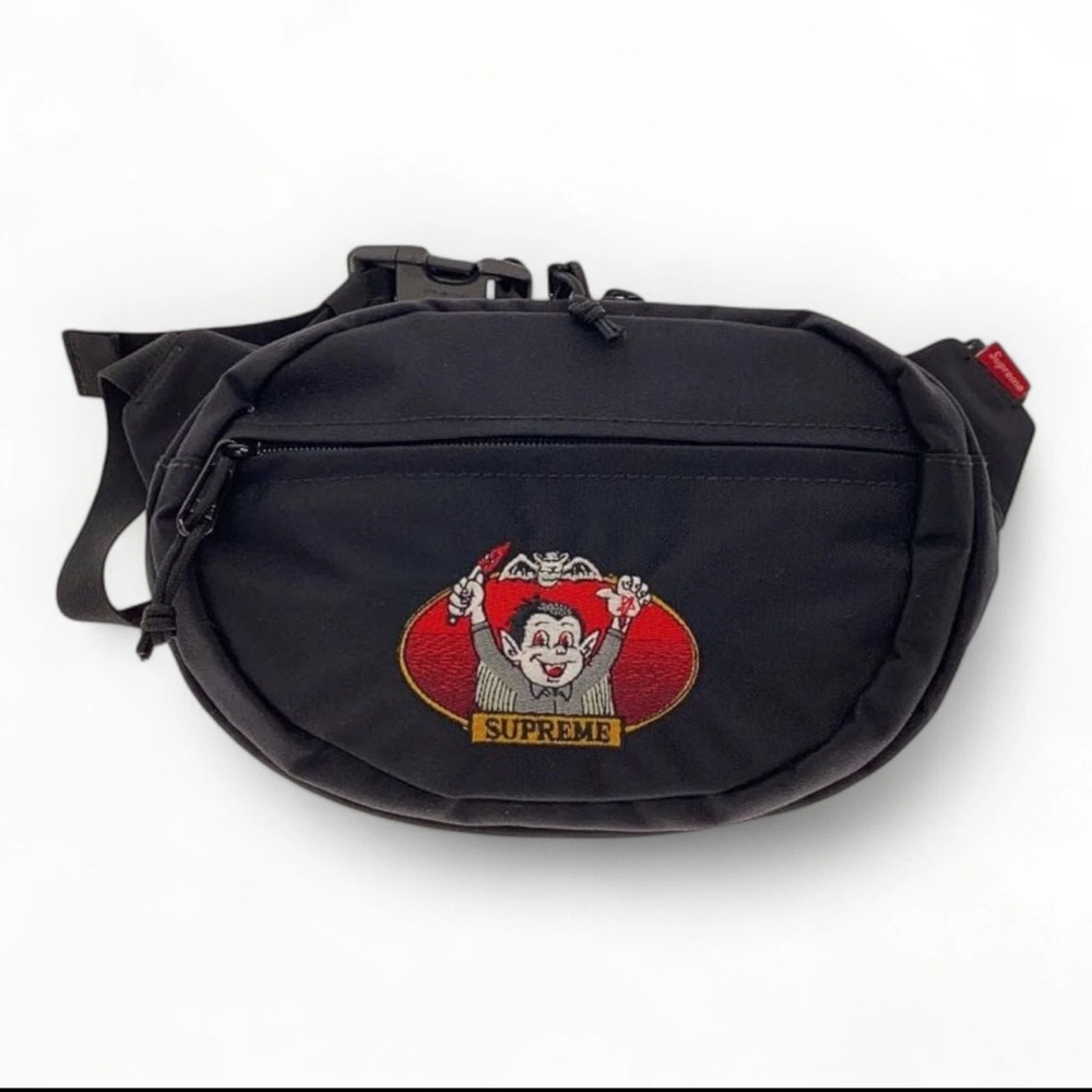 Supreme Black Belt Bag